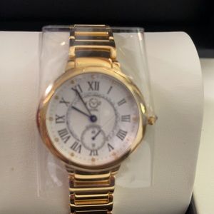 GV2 Women’s Rome Diamond Watch - never worn